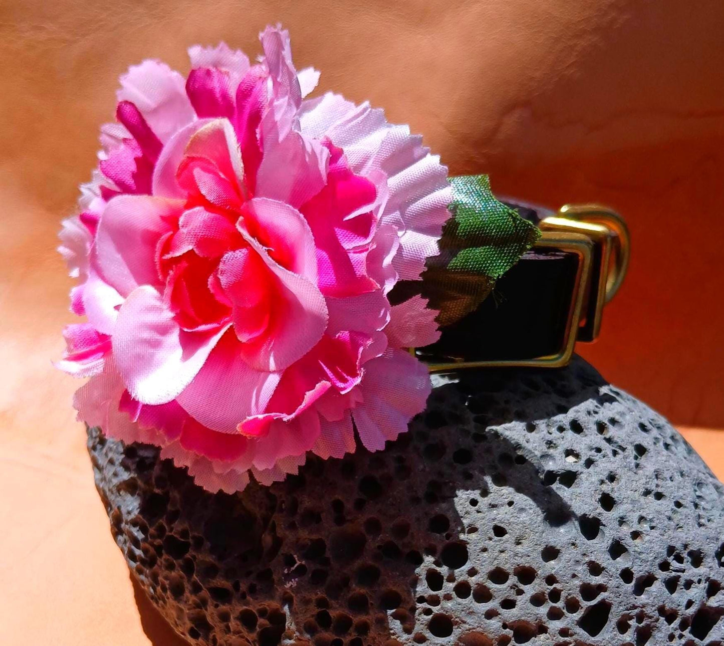 Hand Made Leather Dog Collar with Snap on Joyz Flower